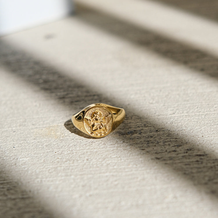Angel Cherub Signet Ring