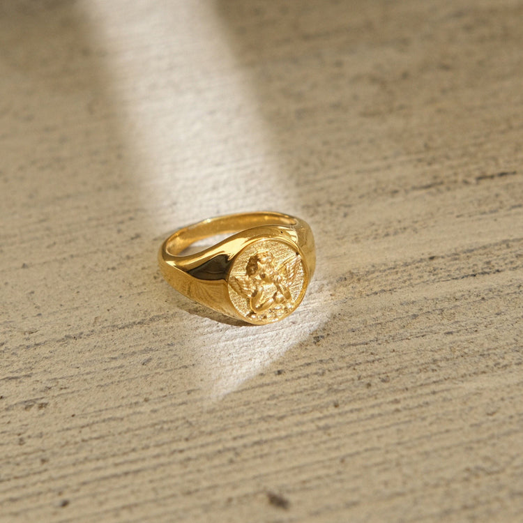 Angel Cherub Signet Ring
