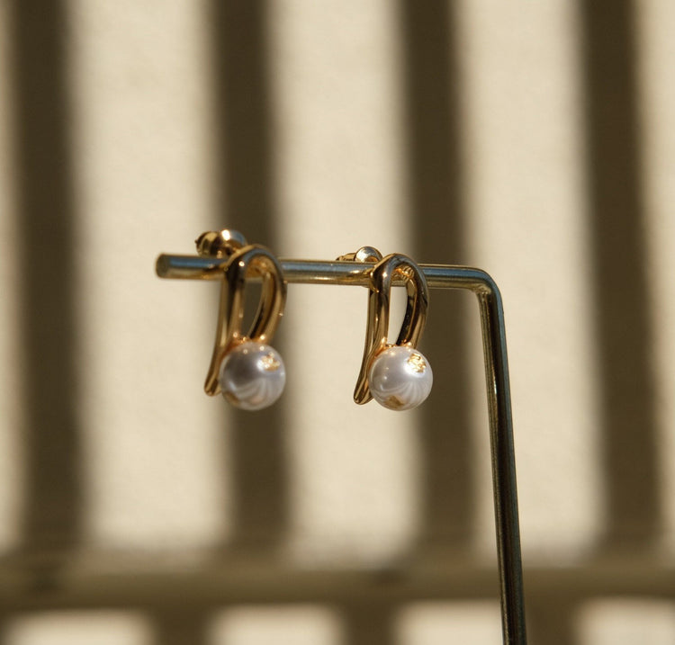 Loop of Love Pearl Earrings