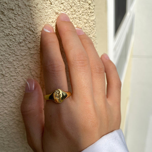 Ivy Rose Signet Ring